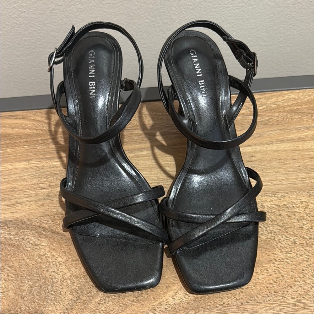 Gianni Bini Black Block Heel Sandals